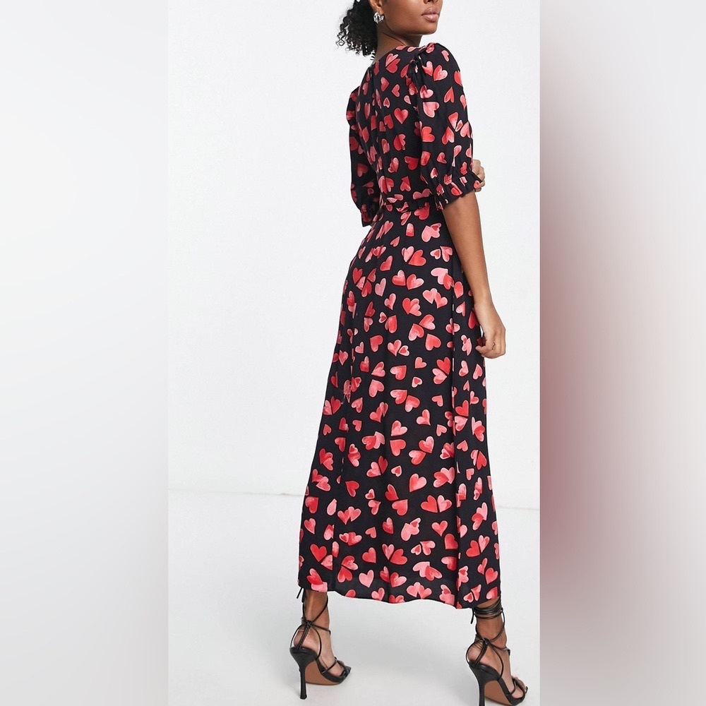 Nobody's Child Petite Felicia heart print midi dress in red